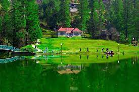What facilities are available at the tourist spots of Khyber Pakhtunkhwa and Gilgit on Eid?